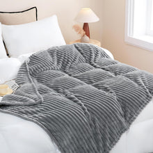 Load image into Gallery viewer, Super Soft Fleece Throw Blanket Lightweight Striped Design