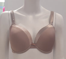 Load image into Gallery viewer, Full Cup Underwire Light Padded T-Shirt Bra