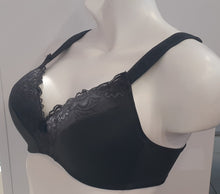 Load image into Gallery viewer, Wireless and light padded Plus Size Bra