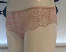 Load image into Gallery viewer, Floral lace panty