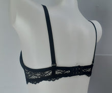 Load image into Gallery viewer, Full lace underwired padded T shirt Bra