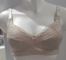 Load image into Gallery viewer, Comfort Wireless and Nonpadded Bra 2243
