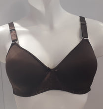 Load image into Gallery viewer, Full Cup Wireless Light Padded Soft Bra
