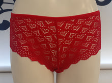 Load image into Gallery viewer, Heart Shape Lace Sexy V-Back Criss Cross Panty
