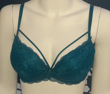 Load image into Gallery viewer, Strappy lacey bra
