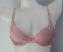 Load image into Gallery viewer, T shirt bra smooth silky
