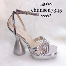 Load image into Gallery viewer, High Heel
