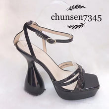 Load image into Gallery viewer, High Heel
