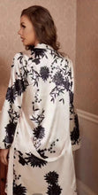 Load image into Gallery viewer, Bridesmaid Party Satin Robe
